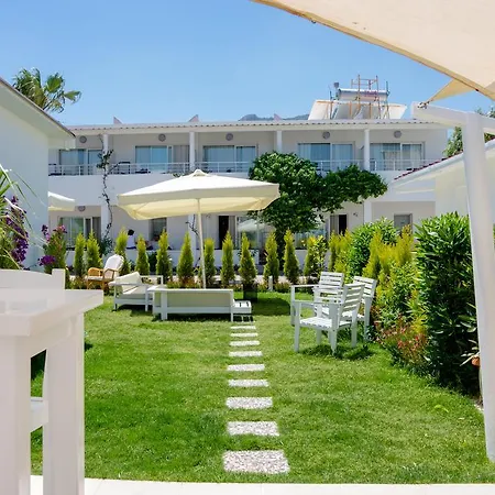 לינה וארוחת בוקר Fiko *