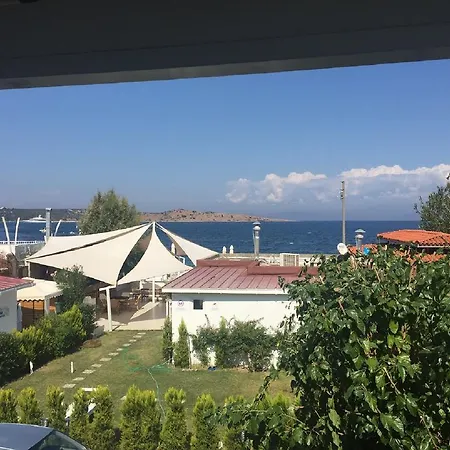 לינה וארוחת בוקר Fiko *