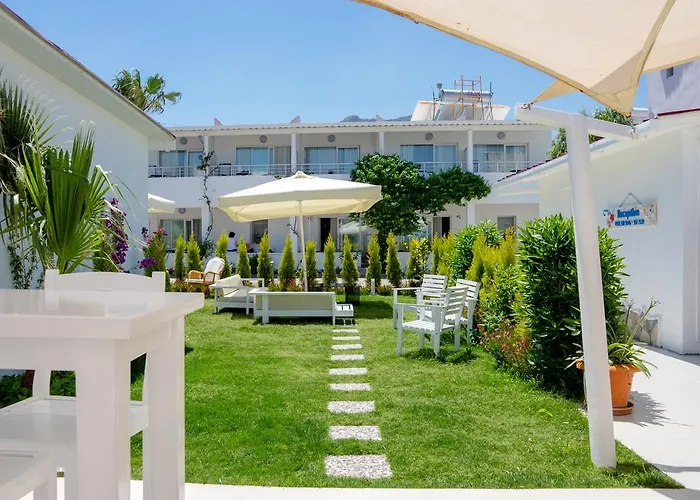 לינה וארוחת בוקר Fiko *